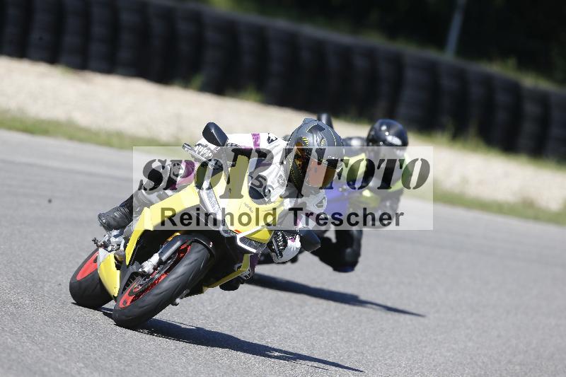 /Archiv-2025/48 25.08.2025 Cornu Master School ADR/gruen-vert/56